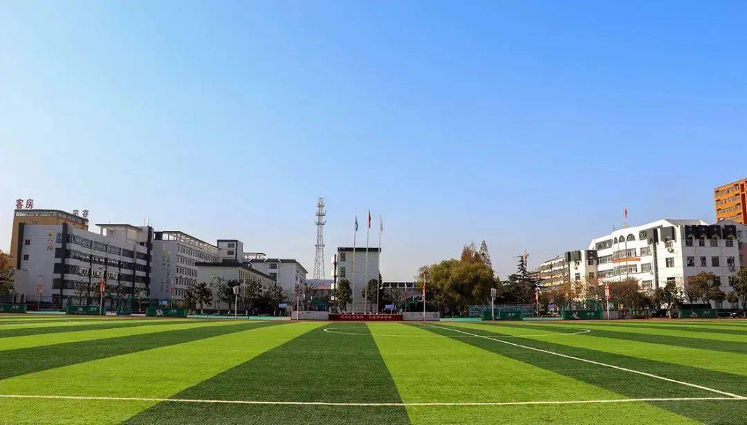 大许高中运动会_高中运动会大会来稿_高中运动会大本营海报手绘