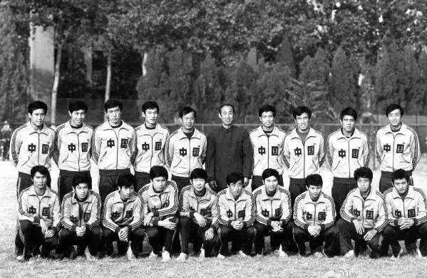 历史足球最强23人_足球史上最强球员_史上最强足球队排名