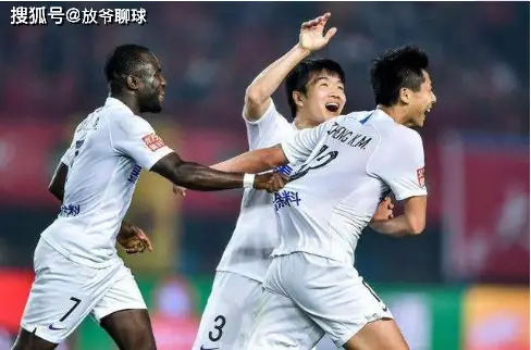天津足球拿过联赛冠军吗_天津的足球队历史成绩如何_天津足球队历史名字