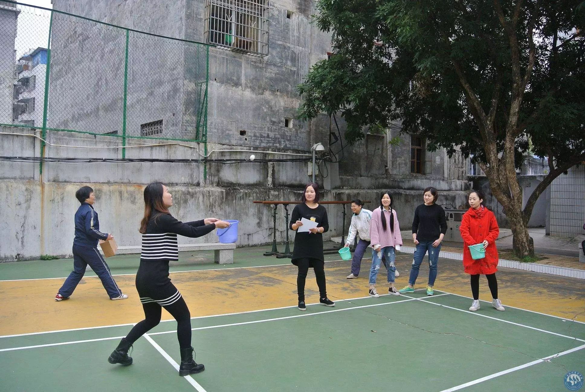 篮球技巧运球过人教学_篮球过人运球技巧教学反思_篮球过人运球技巧教学目标