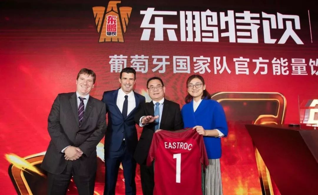西班牙足球拿过冠军吗英文_西班牙足球队英文_西班牙足球英文冠军拿过冠军吗